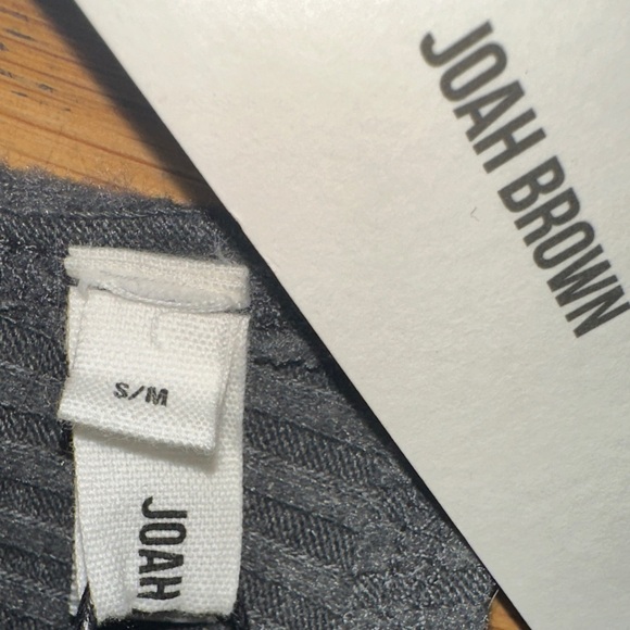 Joah Brown Charcoal Ribbed Knit Crop Cami - Picture 3 of 4